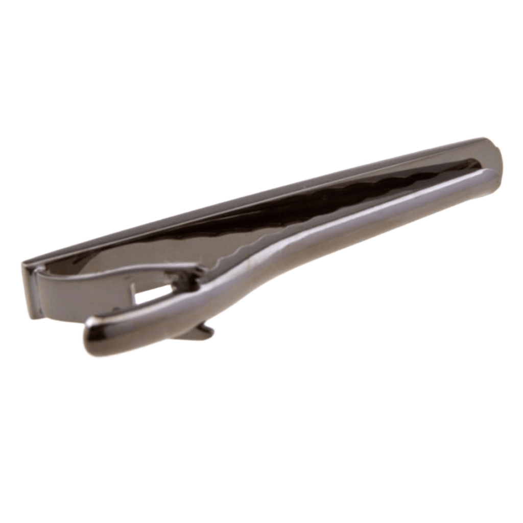 the clasp of the gunmetal tie clip 