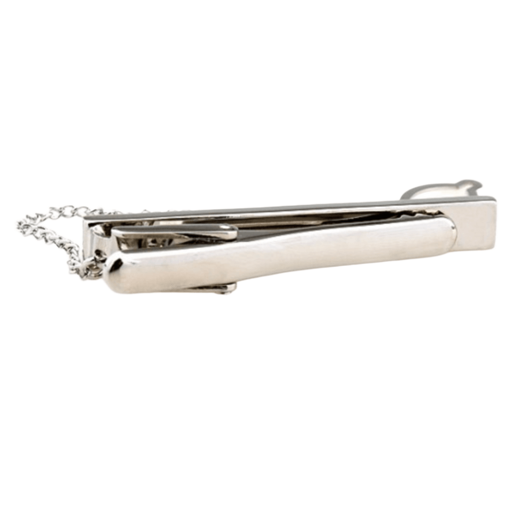 a mens tie clip in silver and black 