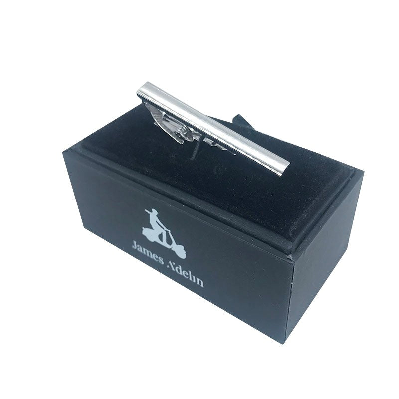 the plain silver mens tie clip in a velvet gift box